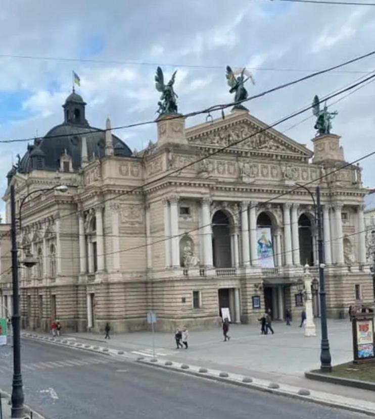 Апартаменти В Центрі Львова -Вірменська Площа Ринок Leópolis Exterior foto